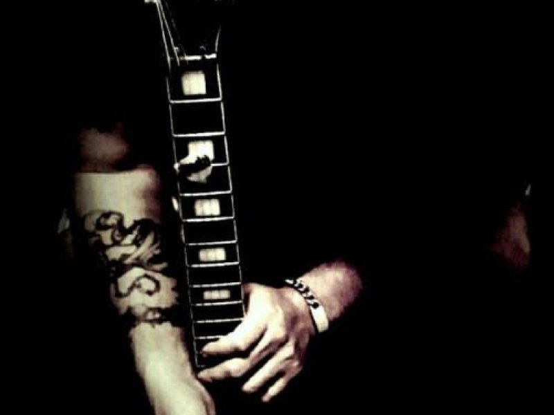 Mike Valenzuela